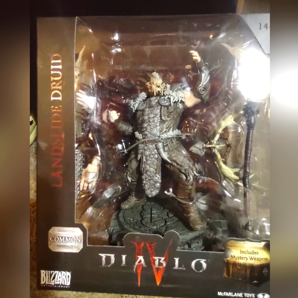 DIABLO IV LANDSLIDE DRUID BY MCFARLANE TOYS - Picture 1 of 8